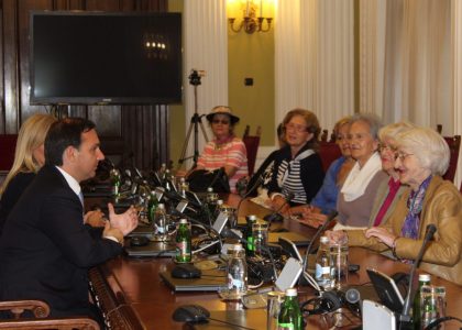 U poseti Skupštini Srbije na Međunarodni dan starijih osoba