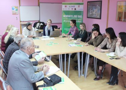 Šta smo naučili razvijajući Savetovalište za neformalne negovatelje/ice zavisnih starijih osoba